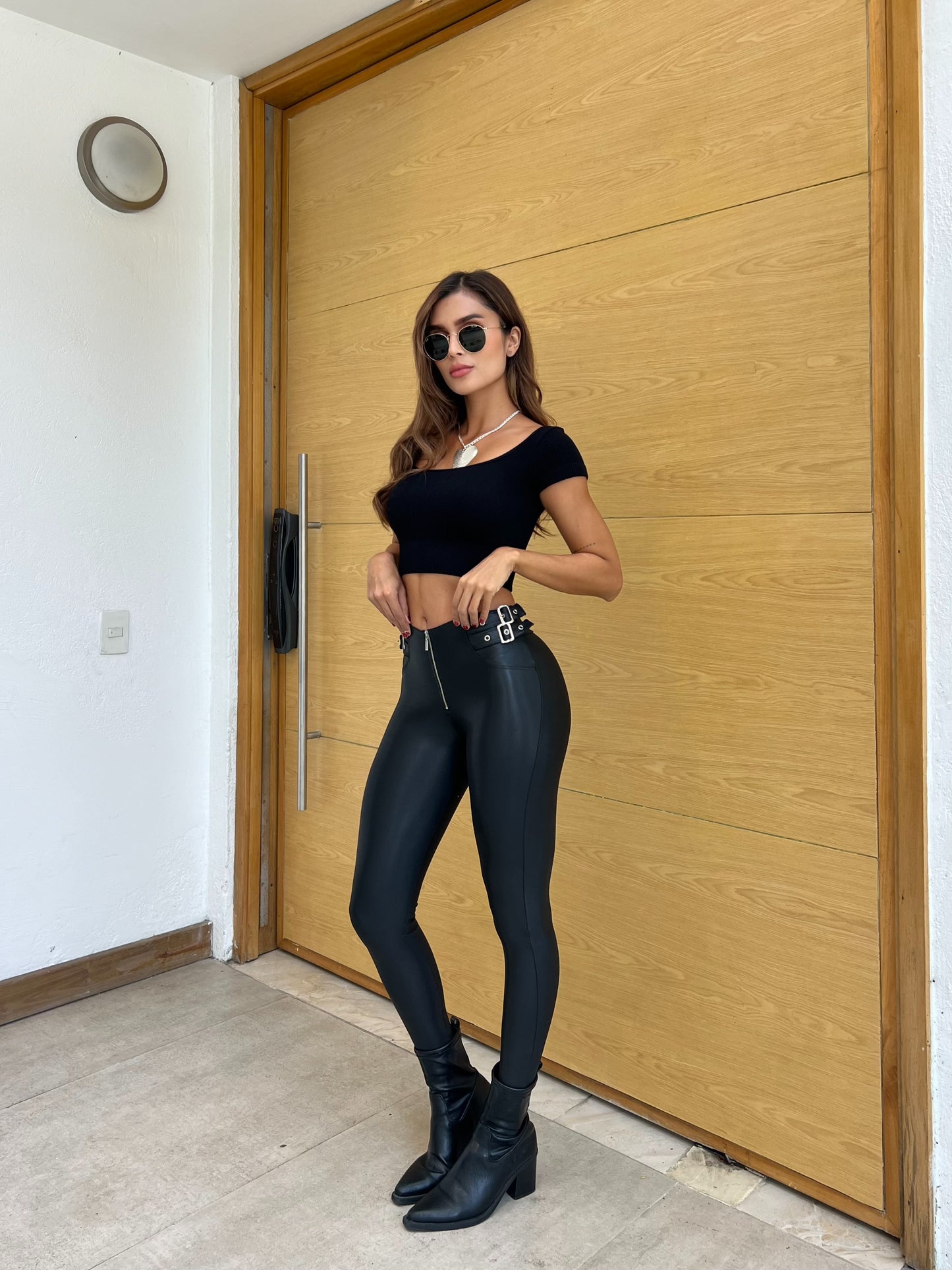 Leggings hebilla a los lados