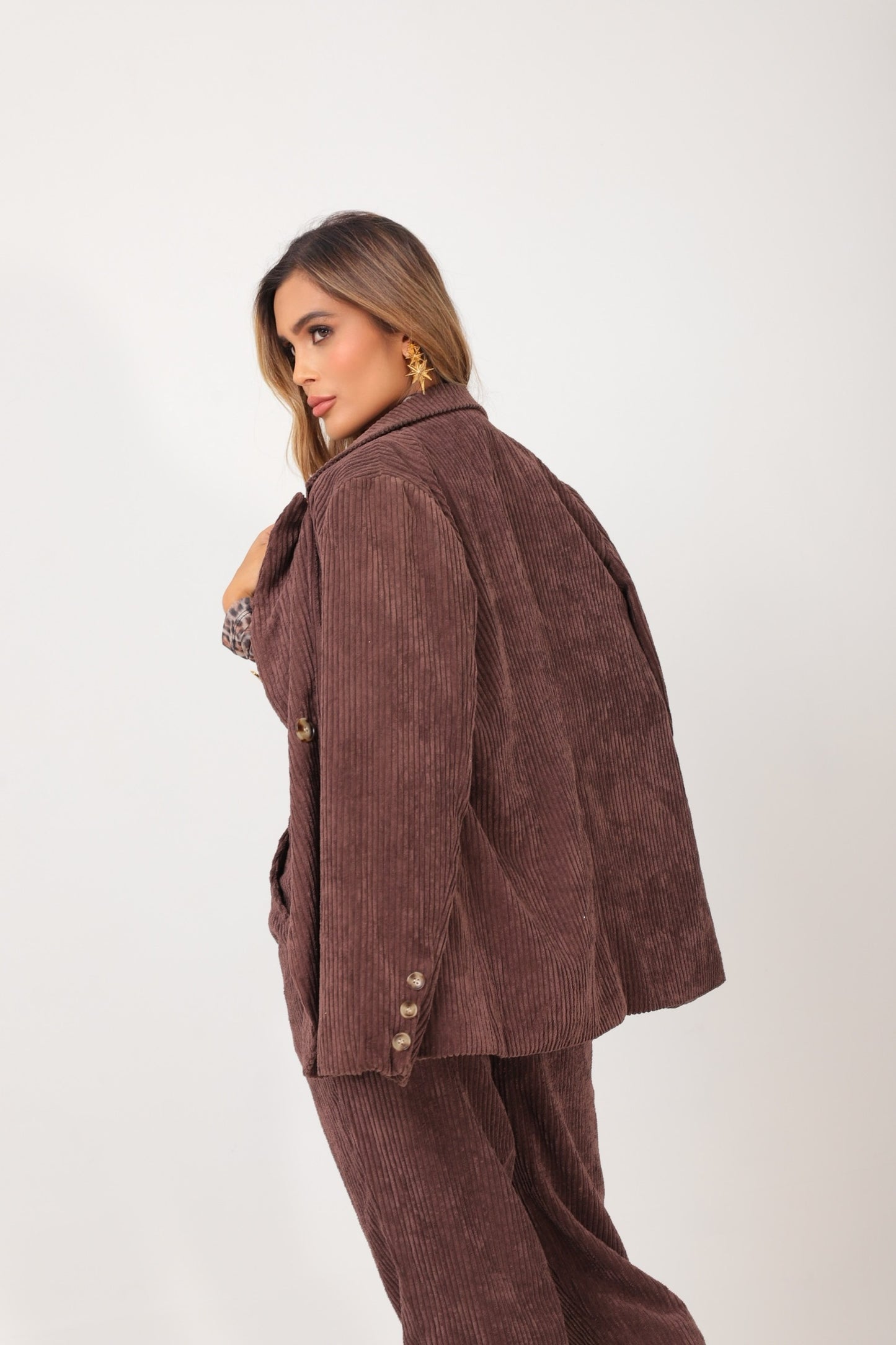 Blazer chocolate en corduroy